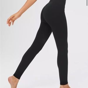 NWOT aerie offline leggings